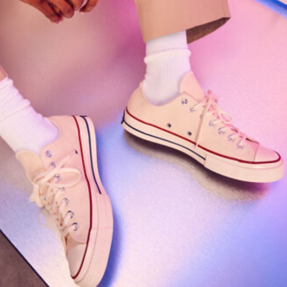 Converse Chuck 70 Size 5.5 (women’s) or 36 (UK) in Parchment (fits like 6.5)